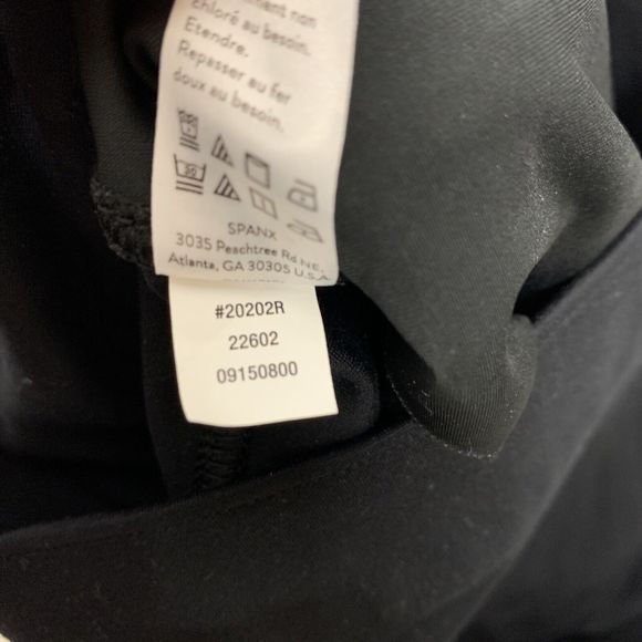 Womens Size M Spanx The Perfect Black Pant EUC - Picture 7 of 7